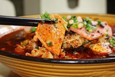 冒菜5G影院天天爽成人免费下载